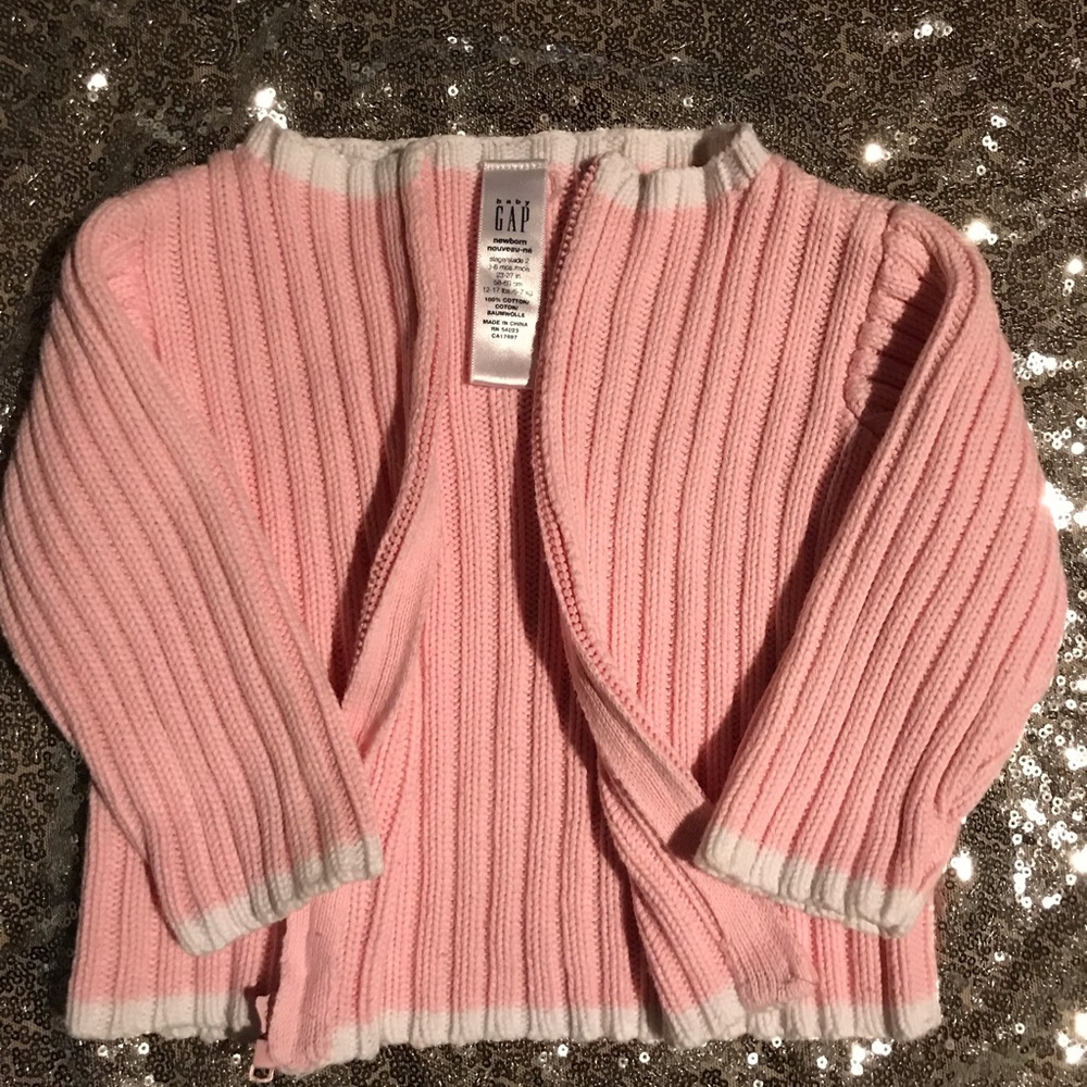 Zip up pink & white Gap sweater